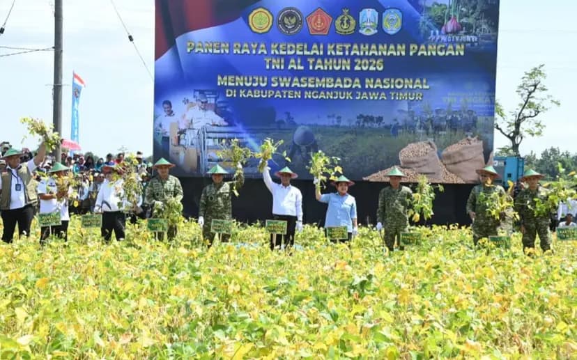 Panglima TNI dan Mentan Panen Raya Kedelai di Nganjuk, Dorong Swasembada Pangan Nasional