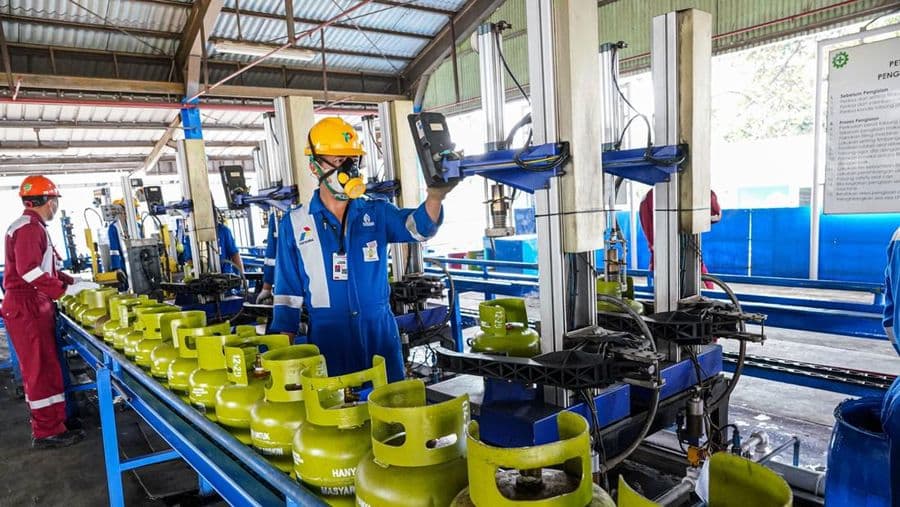 Bahlil Dorong CNG Jadi Alternatif LPG, Pemerintah Siapkan Implementasi Tabung Gas 3 Kg Tahun Ini