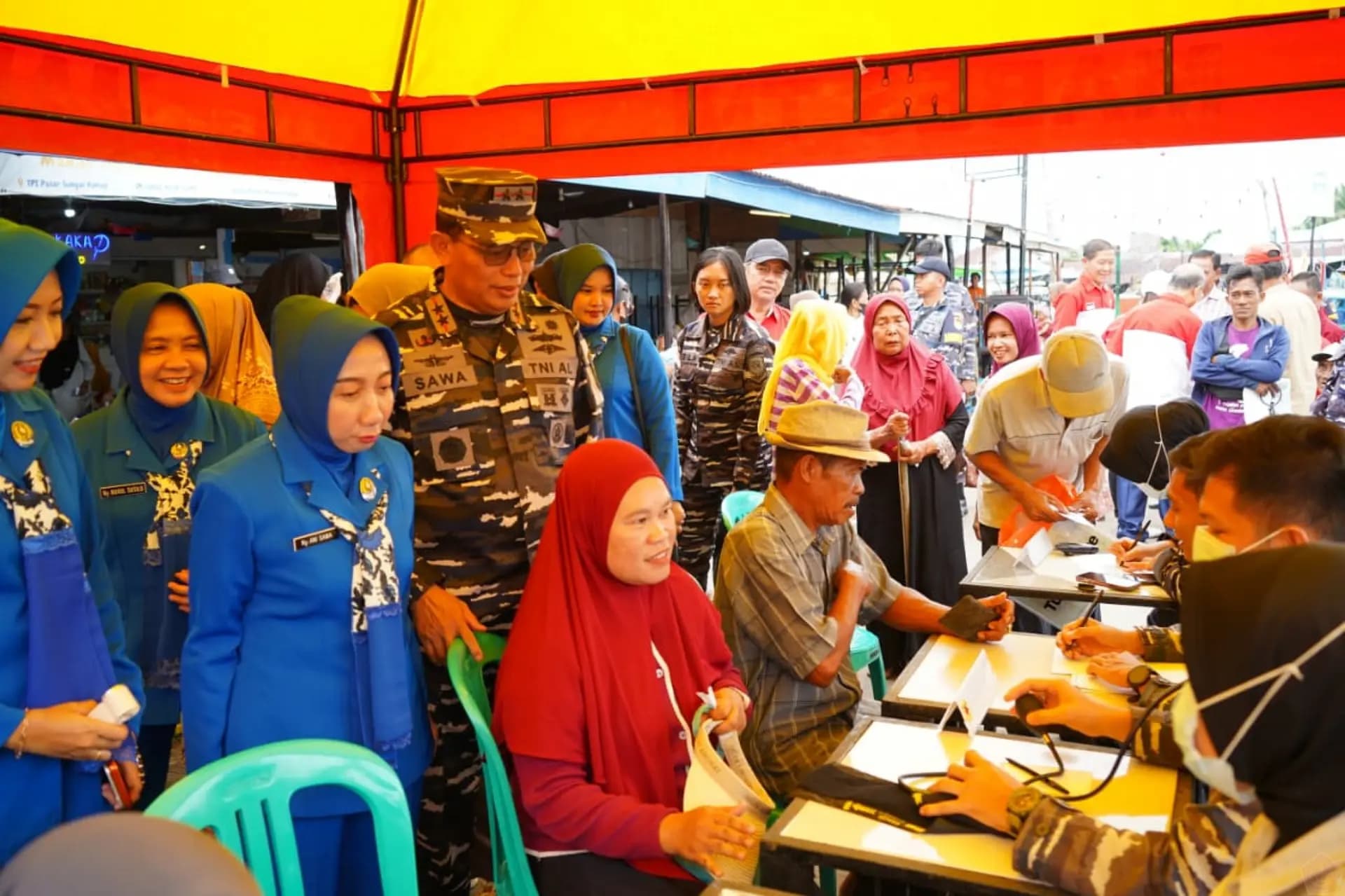 Kodaeral XII Salurkan Bantuan Sosial dan Layanan Kesehatan Gratis bagi Masyarakat Pesisir Sungai Kakap