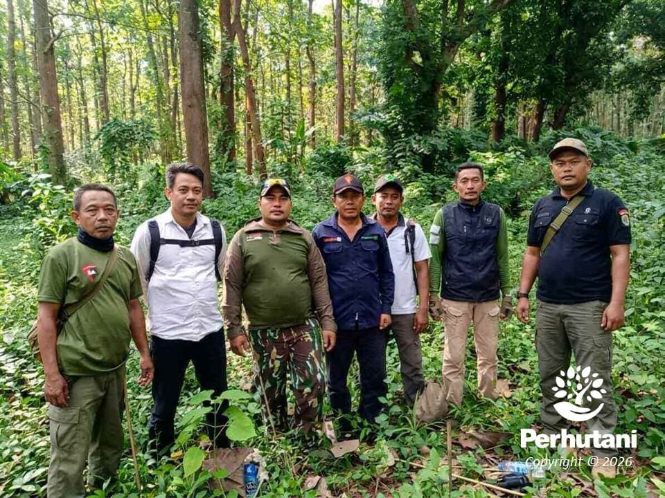 Perhutani dan TNI Perkuat Sinergi Jaga Kelestarian Hutan Jati di Rembang