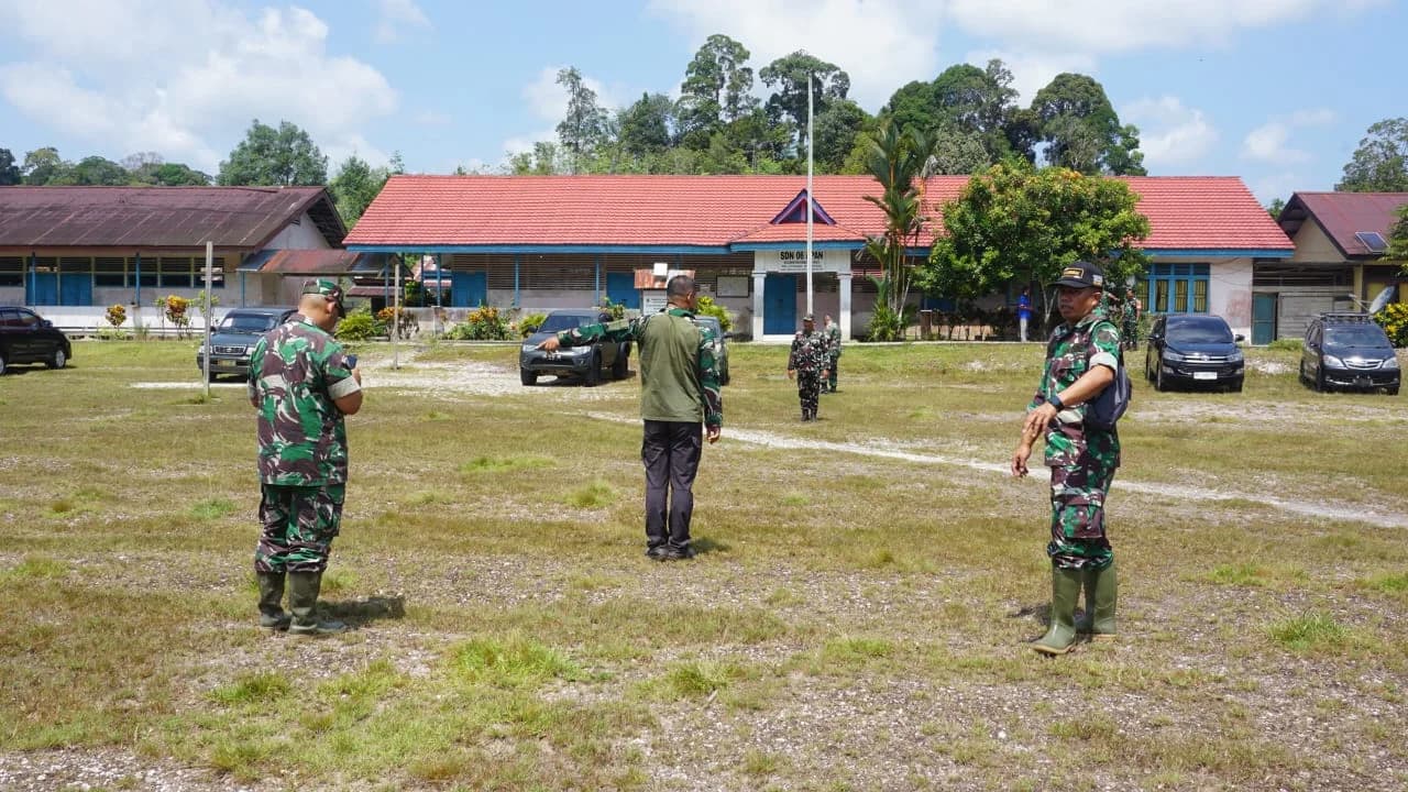 Kasdim 1206/Putussibau Pastikan Kesiapan TMMD Ke-129 di Perbatasan Kapuas Hulu