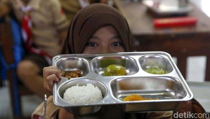 Program MBG Serap Ribuan Tenaga Kerja dan UMKM di Lengkong Wetan Serpong Tangerang Selatan Banten