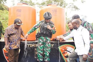 Air Bersih Akhirnya Mengalir di Kalome, Harapan Hidup Sehat Warga Pedalaman Papua Jadi Nyata