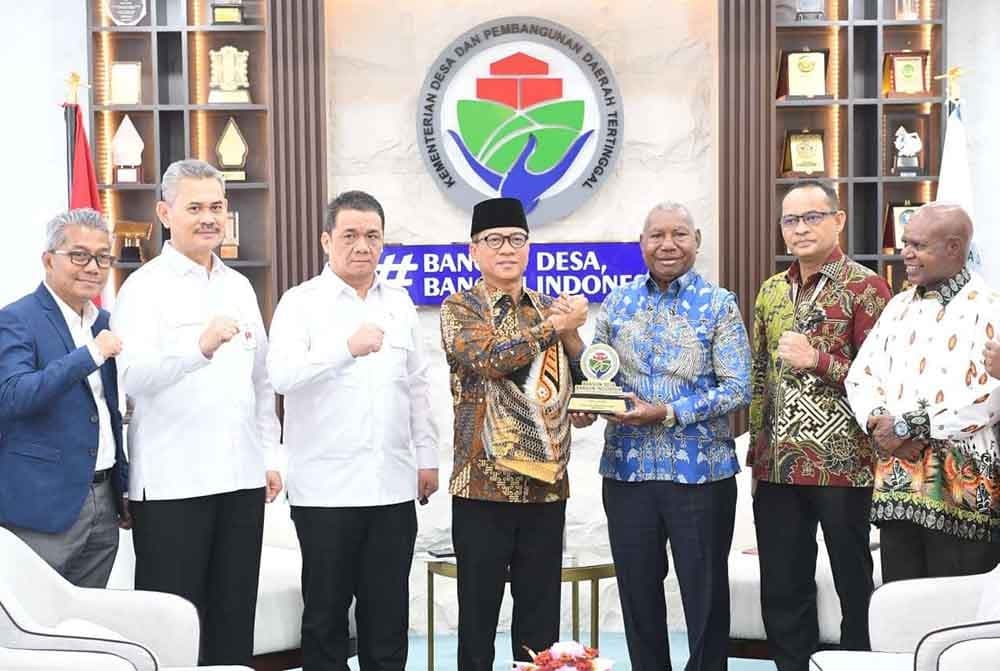 Gubernur Papua Barat Temui Mendes PDT, Dorong Percepatan Pembangunan Desa dan Daerah Tertinggal