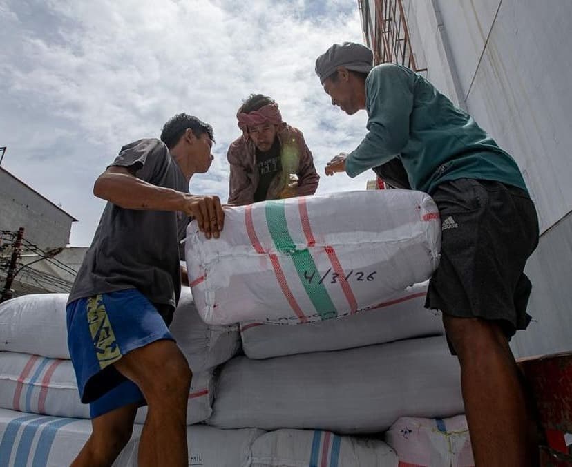Tinjau Pasar Tanah Abang, Menkeu Purbaya Tegaskan Ekonomi Indonesia Jauh dari Krisis