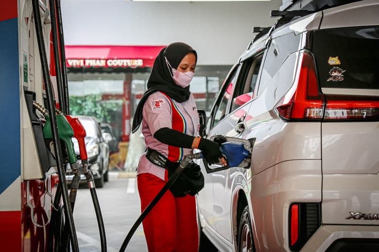 Stabilitas BBM Saat Mudik Dipuji Warga, Bukti Ketahanan Energi Nasional Terjaga