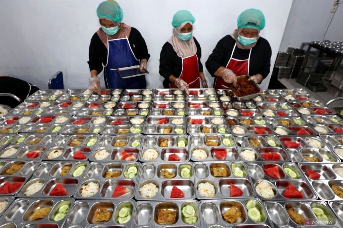 BGN: 93 Persen Anggaran Rp268 Triliun untuk Program Makan Bergizi Gratis