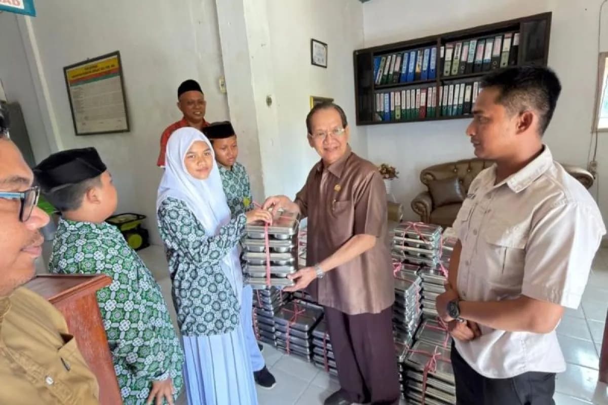 Pengelola MBG Diminta Selektif Pilih Bahan Pangan, DPR Soroti Standar Keamanan di Parigi Moutong