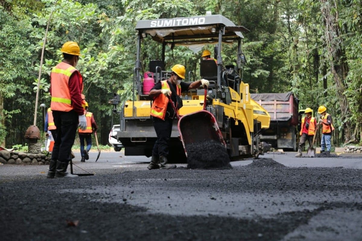 Pemerintah Tegaskan Pembangunan Papua Berbasis Kesejahteraan dan Perlindungan Hak Adat