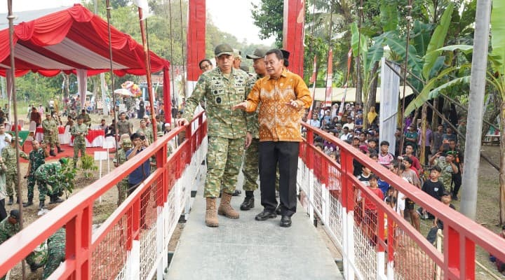 Pangdam Jaya Resmikan Jembatan Gantung Garuda dan Program RTLH, Perkuat Akses serta Kesejahteraan Masyarakat Tangerang
