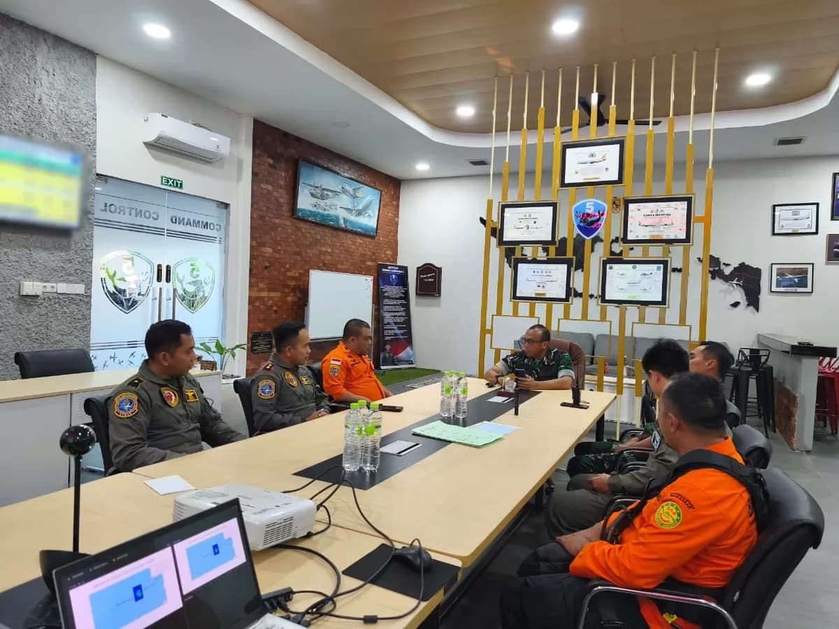 TNI AU Kerahkan Pesawat Boeing 737 Dukung Operasi SAR KLM Nurul Salsa di Perairan Selayar