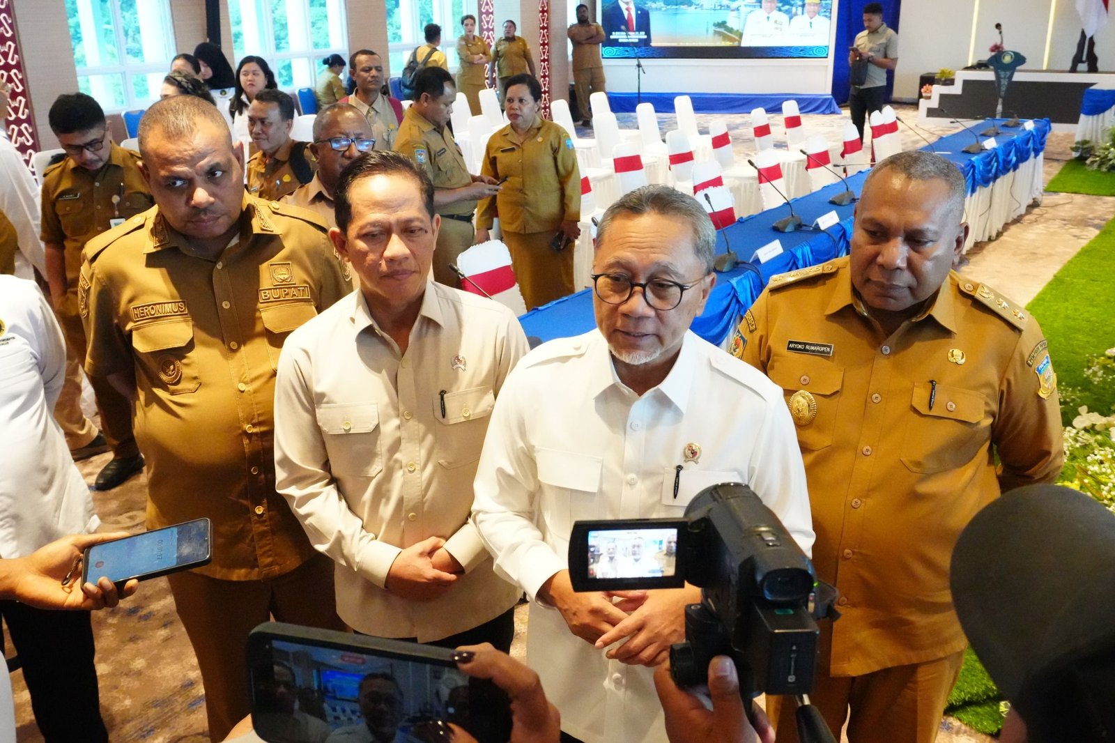 Menko Pangan: Koperasi Desa Merah Putih Jadi Simpul Layanan dan Penggerak Ekonomi Desa di Papua
